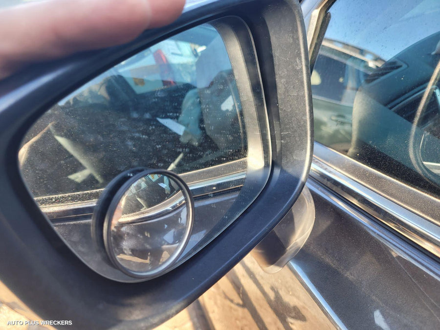 2016 Mazda 3 Right Front Door Window