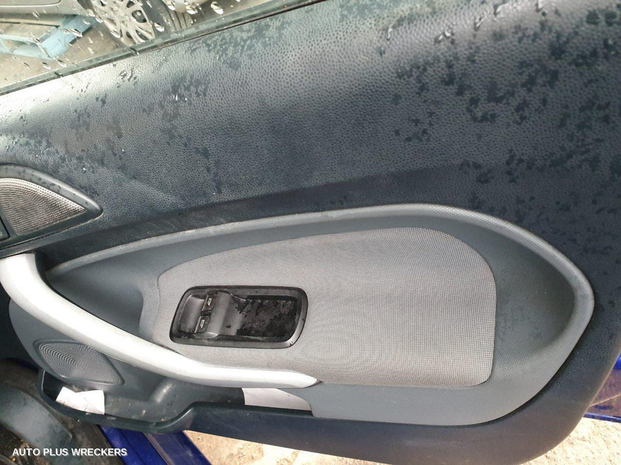 2011 Ford Fiesta Right Rear Door Sliding