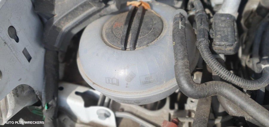 2016 Volkswagen Tiguan Engine