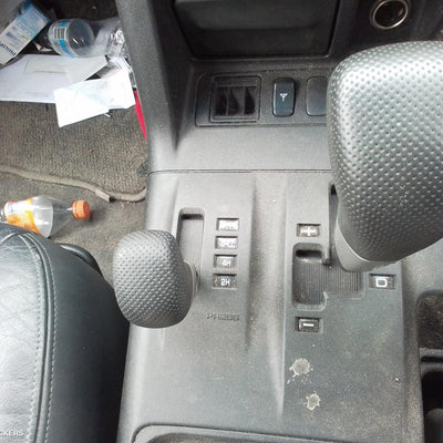 2000-2002 Mitsubishi Pajero Left Front Door