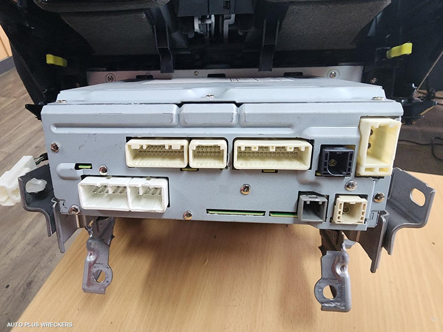 2013-2017 Toyota Prado Radio Cd Dvd Sat Tv