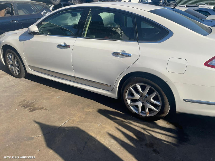 2012 Nissan Maxima Left Indicator Fog Side