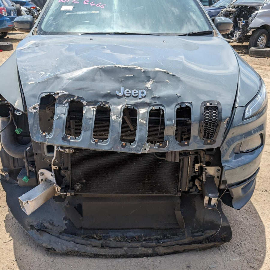 2014-2018 Jeep Cherokee Left Taillight