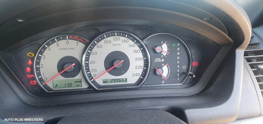 2006 Mitsubishi 380 Left Headlamp