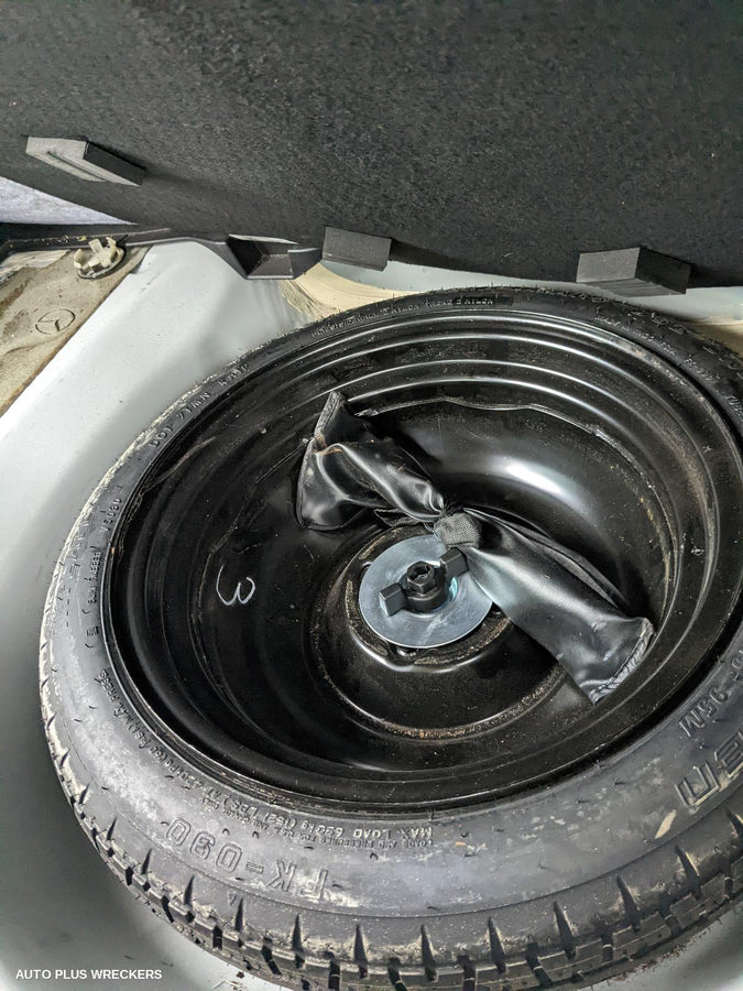 2016 Mazda 2 Pwr Dr Wind Switch