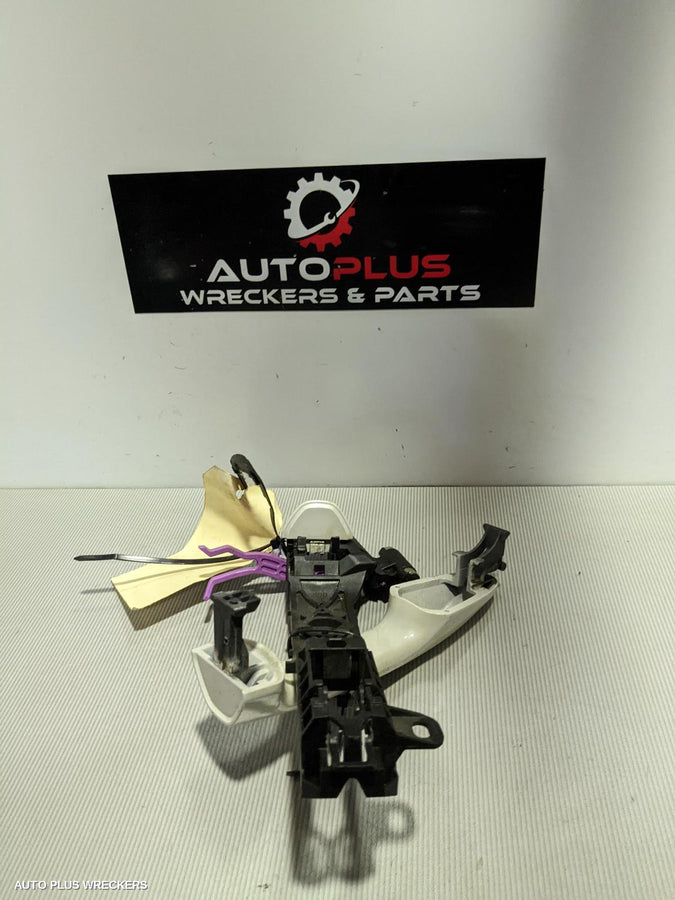 2017 Toyota Rav4 Door Handle