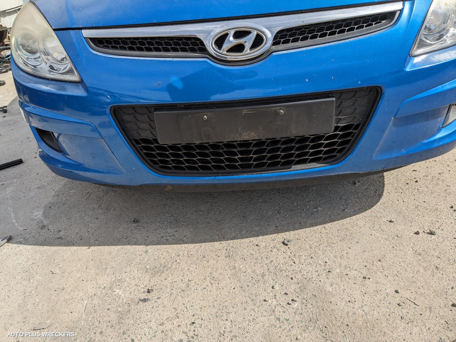 2010 Hyundai I30 Headrest