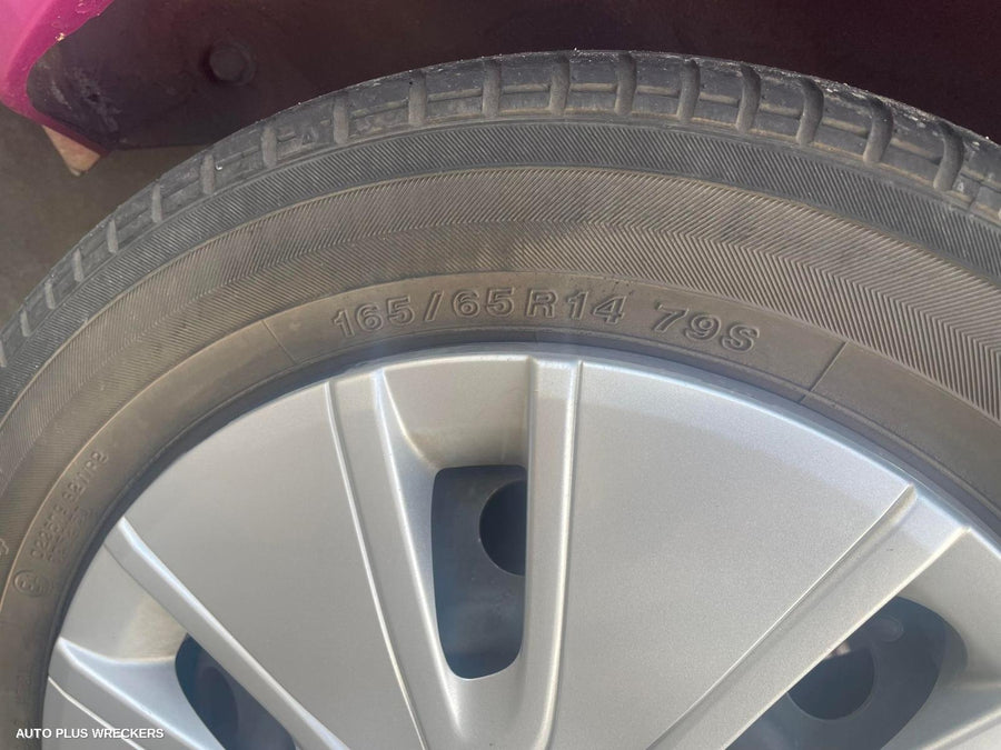2015 Mitsubishi Mirage Left Guard