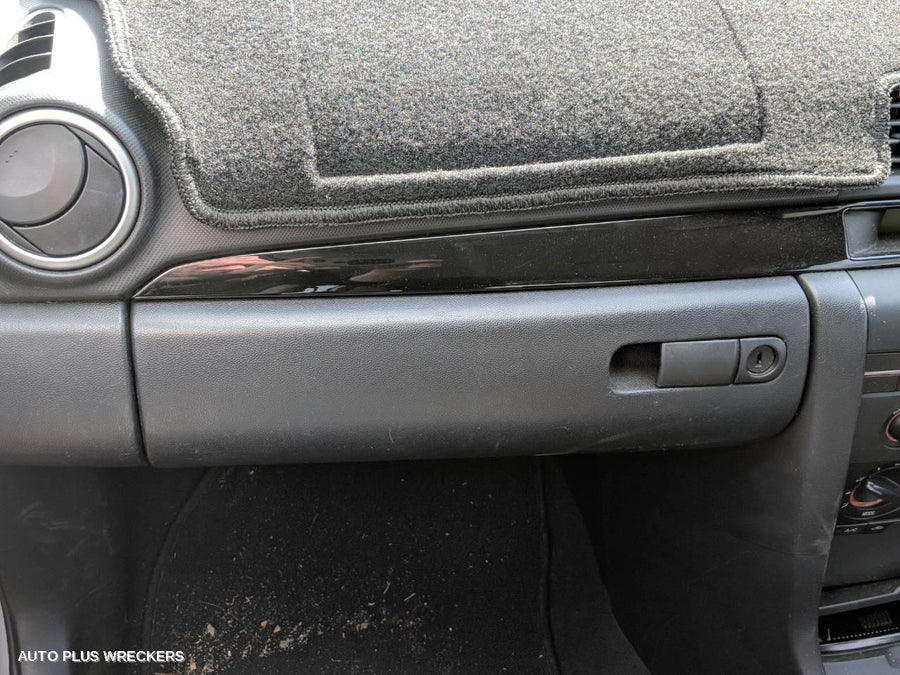 2007 Mazda 3 Sunvisor