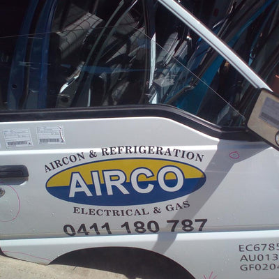 2012 Mitsubishi L300 Right Front Door