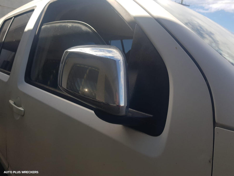 2005-2010 Nissan Pathfinder Grille