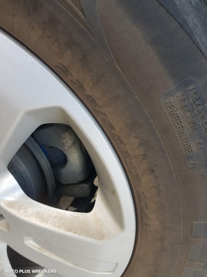 2011 Holden Captiva Right Door Mirror