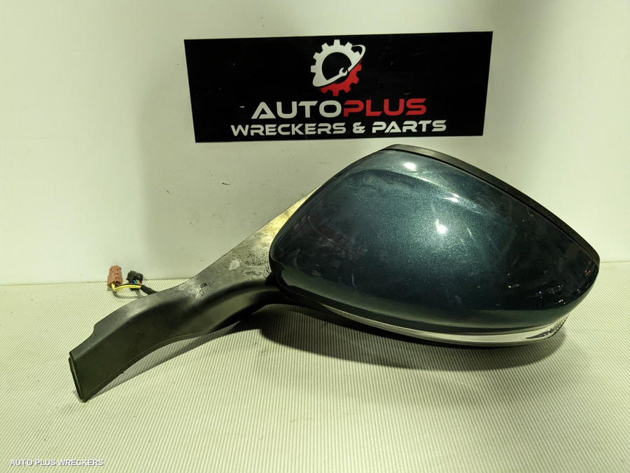 2013-2018 Peugeot 2008 Left Door Mirror