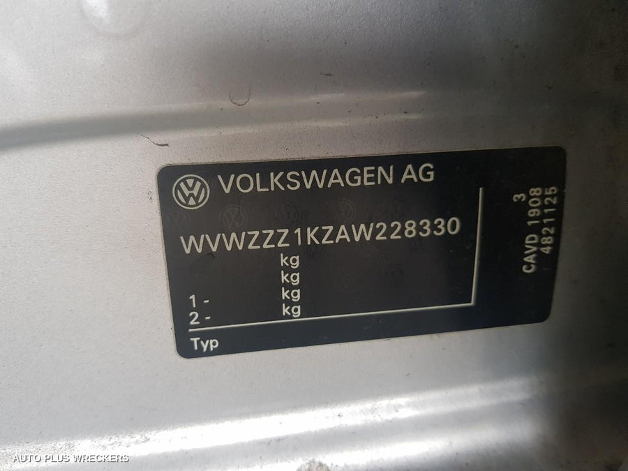 2010 Volkswagen Golf Rear Garnish