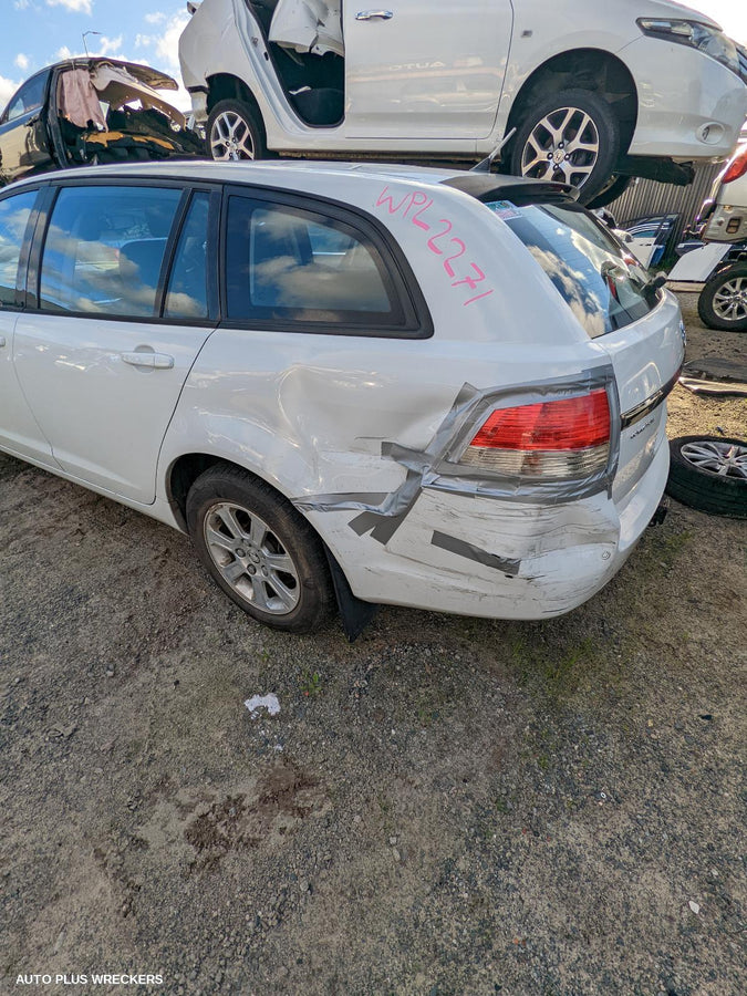 2008 Holden Commodore Right Door Mirror
