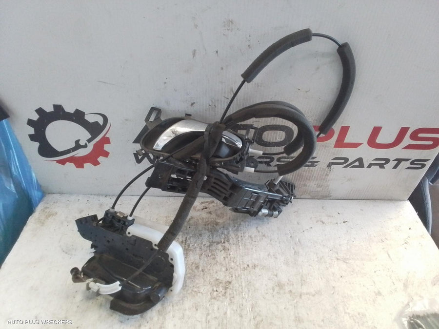 2013-2017 Nissan Pulsar Door Boot Gate Lock