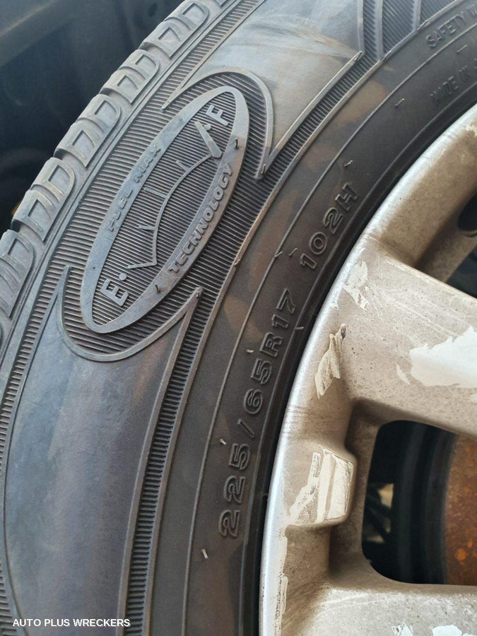 2018 Nissan Xtrail Right Front Door Window