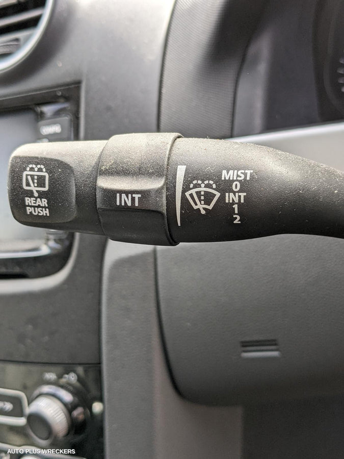 2013 Holden Commodore Left Front Hub Assembly