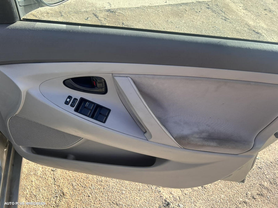 2008 TOYOTA CAMRY WASHER BOTTLE