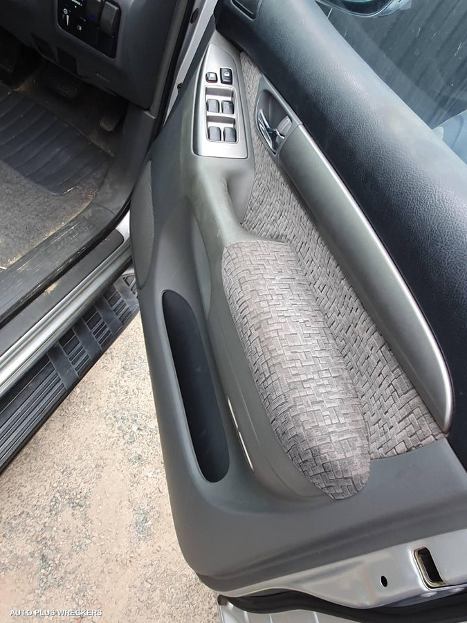 2003 Toyota Prado Right Rear Door Sliding