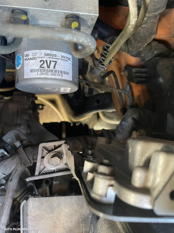 2014 Hyundai Veloster Trans Gearbox