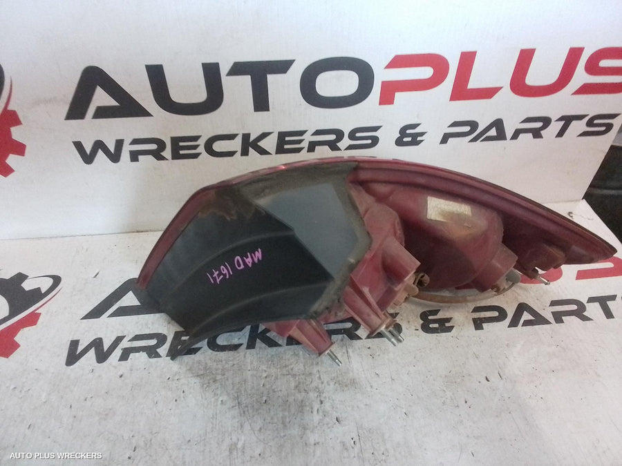 2007 Hyundai Santa Fe Left Taillight