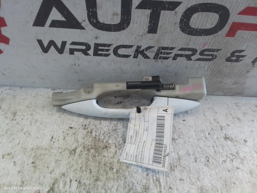 2011-2018 Hyundai Accent Door Handle