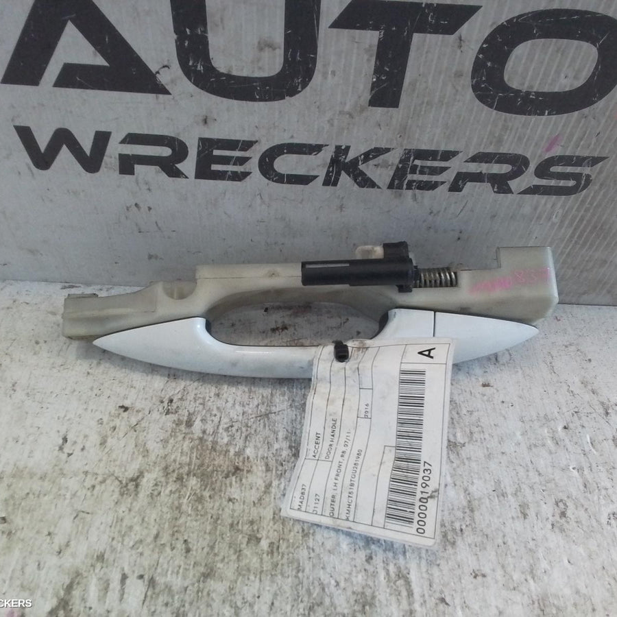 2011-2018 Hyundai Accent Door Handle