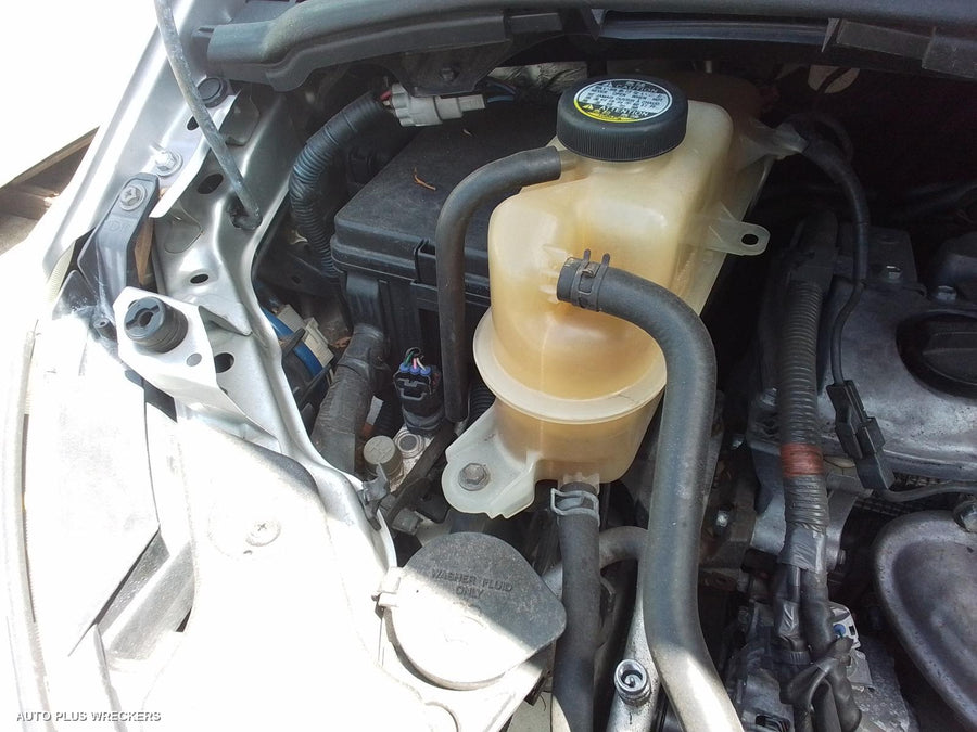 2006 Toyota Tarago Rear Garnish