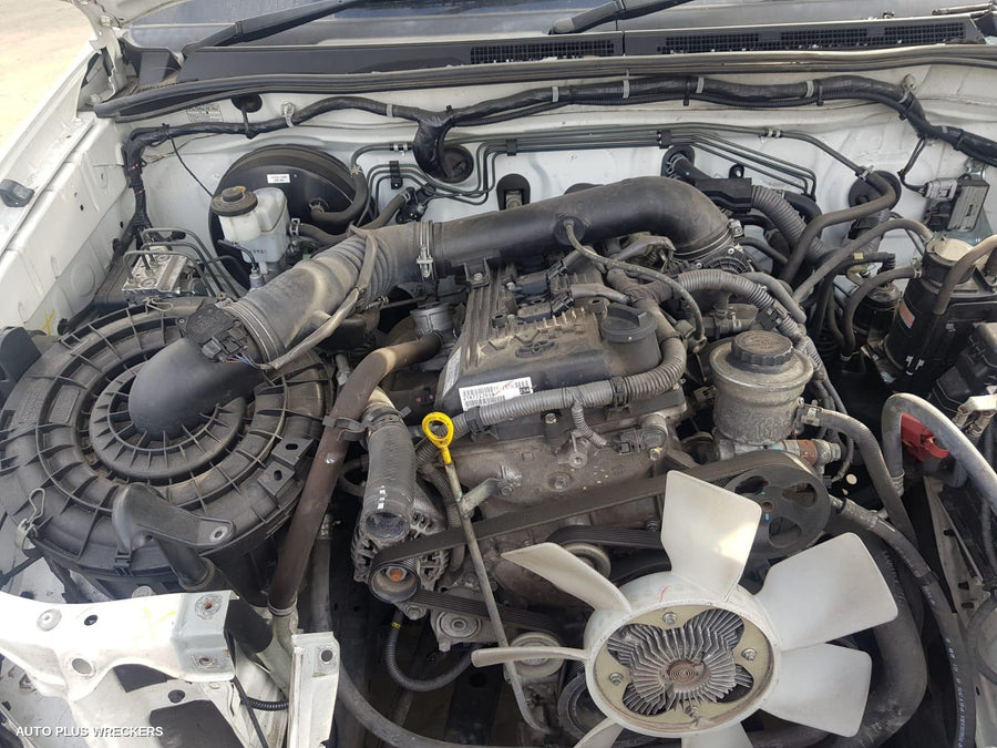 2014 Toyota Hilux Right Front Window Reg Motor