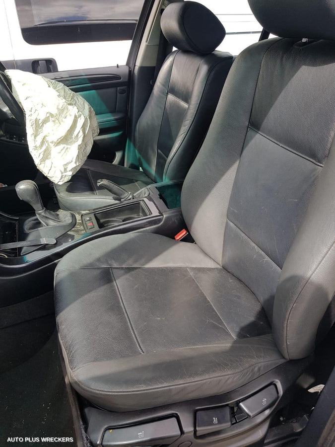 2002 Bmw X5 Right Taillight