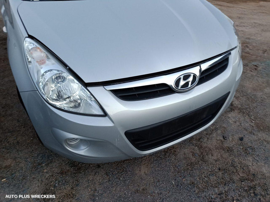 2012 Hyundai I20 Left Rear Door Sliding