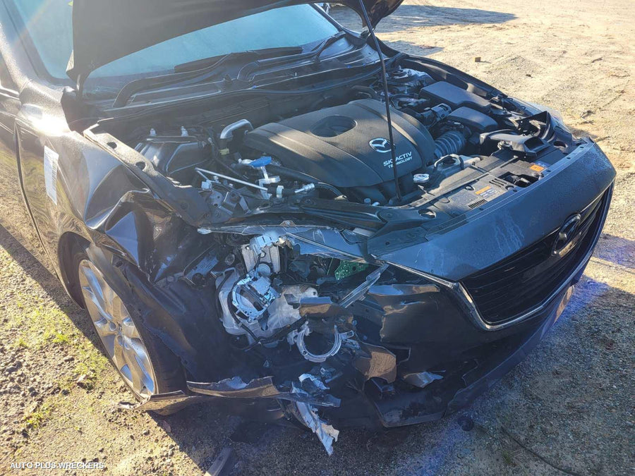 2016 Mazda 3 Left Front Door Window