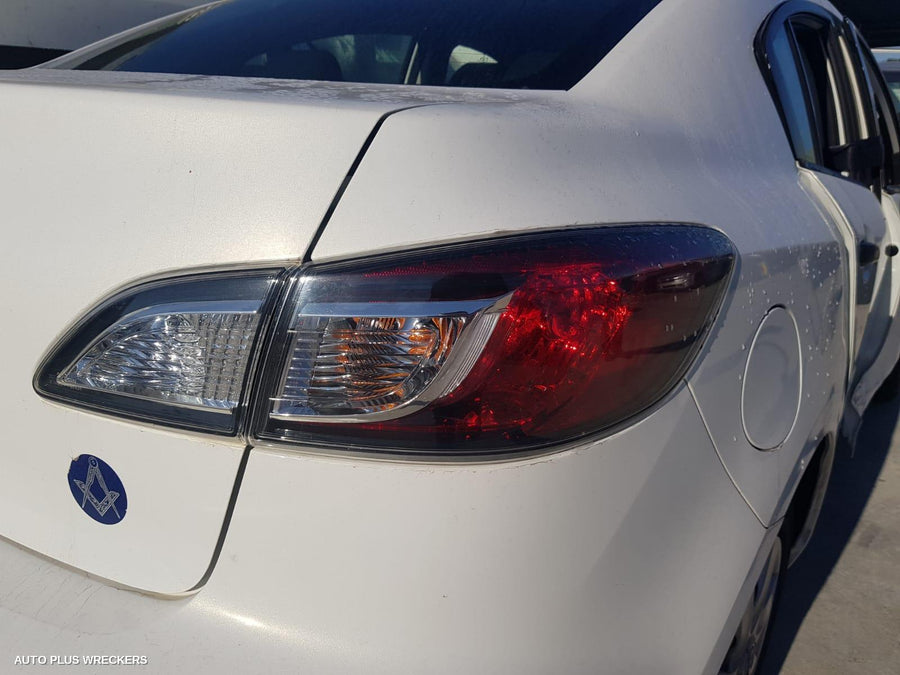 2009-2013 Mazda 3 Right Rear Door Window