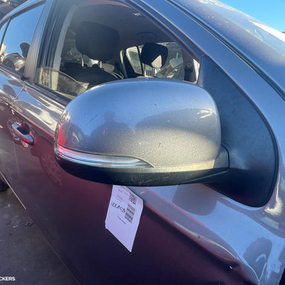 2013 Hyundai I20 Washer Bottle