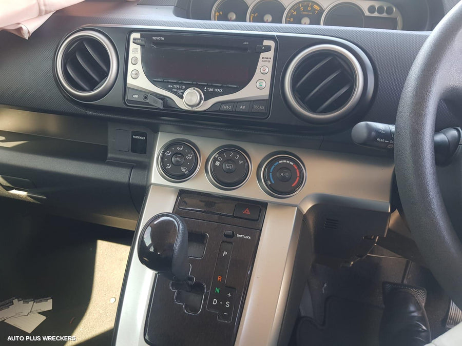 2011 Toyota Rukus Left Front Door