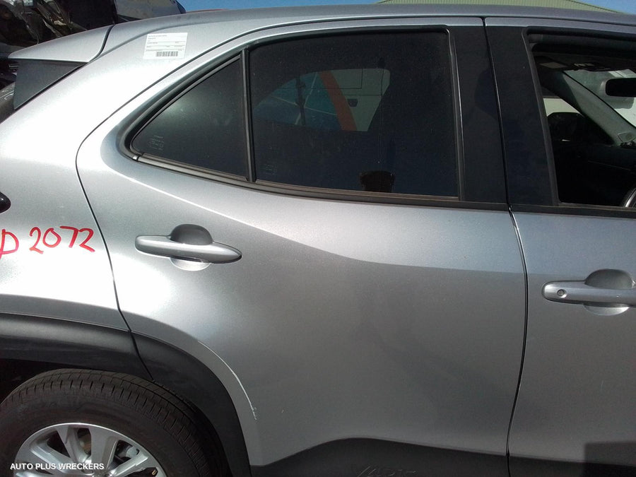 2022 Toyota Yaris Cross Sunvisor