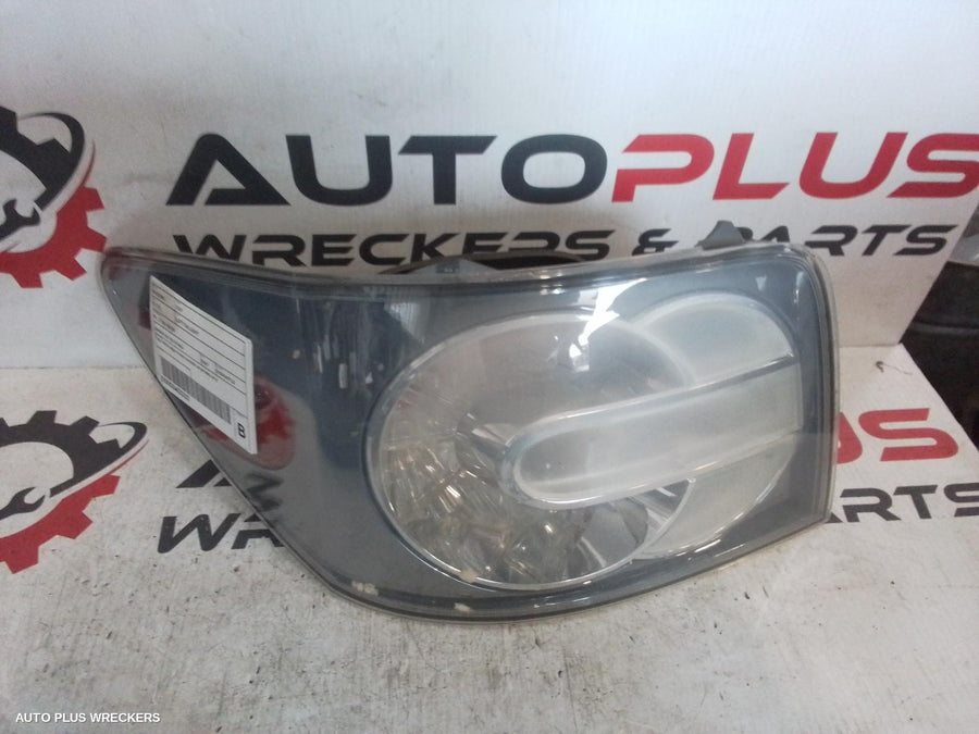2007 Mazda Cx7 Left Taillight