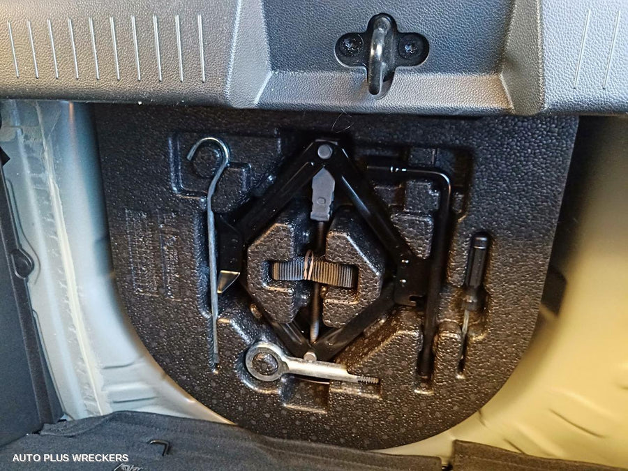 2016 Holden Spark Pwr Dr Wind Switch