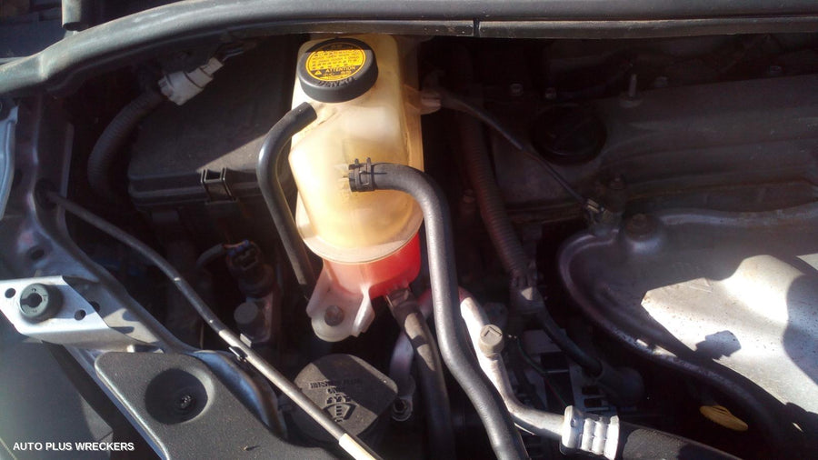 2007 Toyota Tarago Left Front Door Window