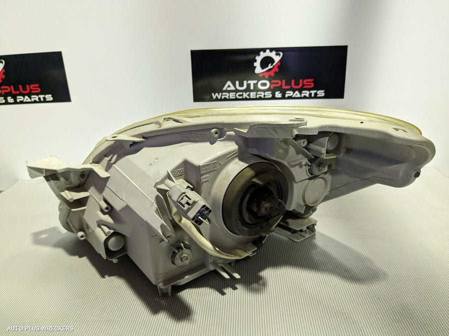 2006 Toyota Yaris Right Headlamp