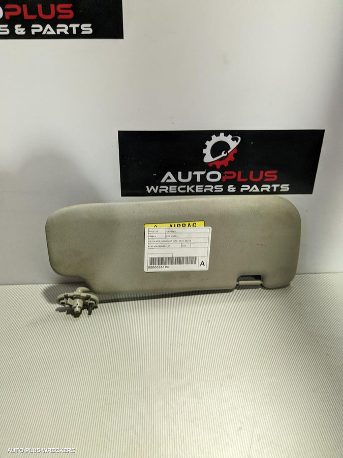 2016 HOLDEN CAPTIVA SUNVISOR