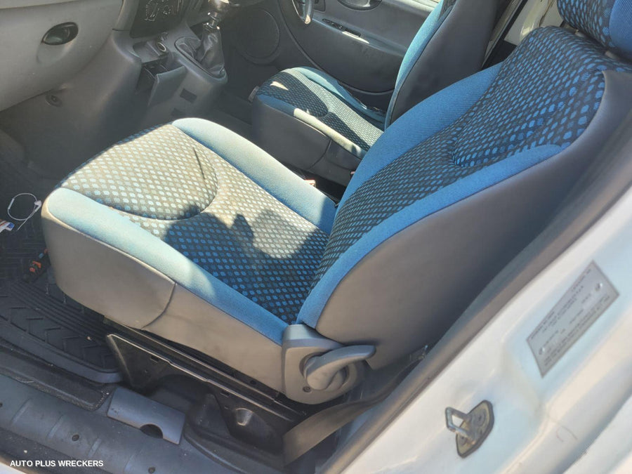 2012 Fiat Scudo Left Guard