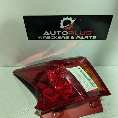 2012-2015 Toyota Corolla Right Taillight