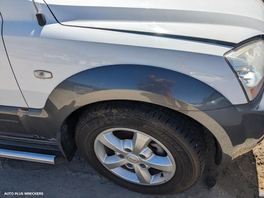 2008 Kia Sorento Right Door Mirror