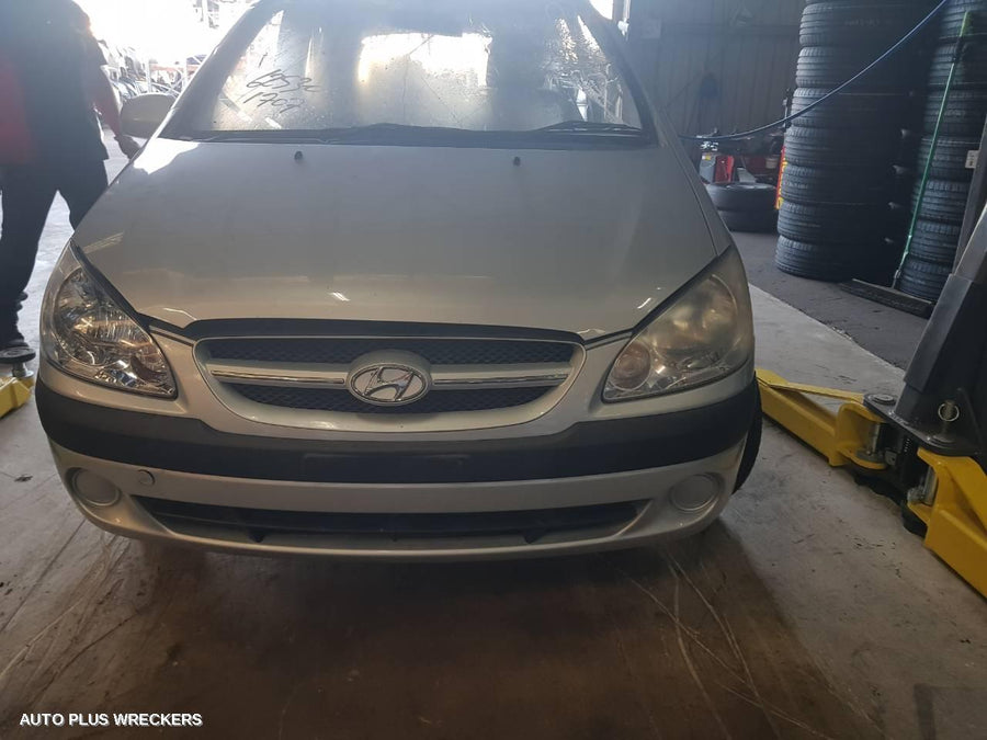 2002-2011 Hyundai Getz Left Rear Door Window