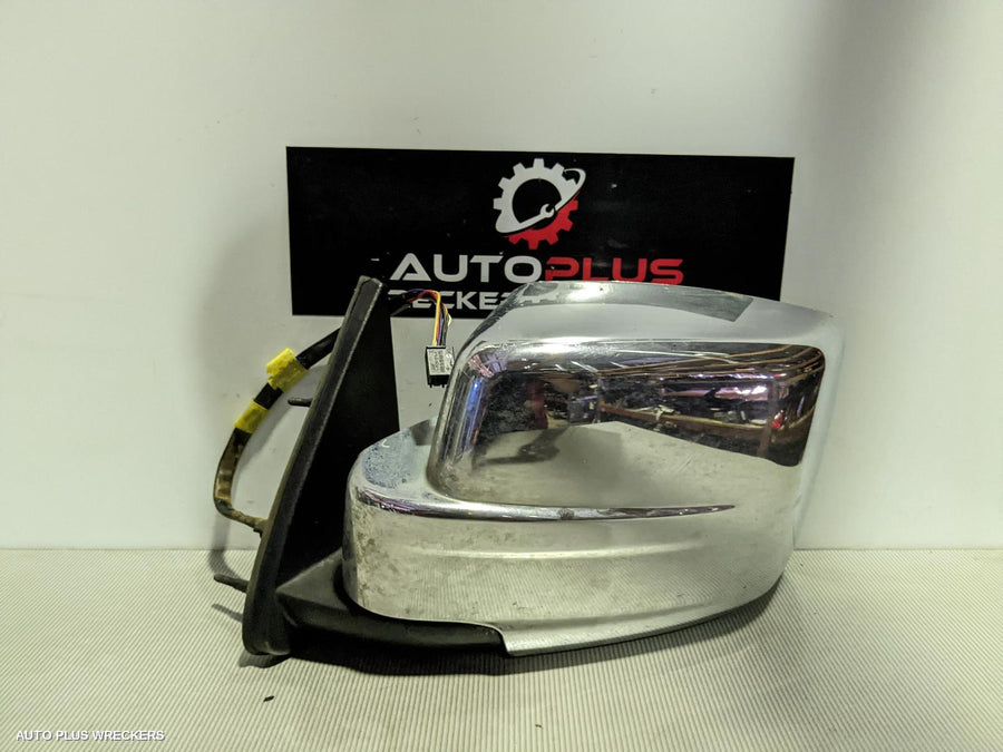 2007 Dodge Nitro Left Door Mirror