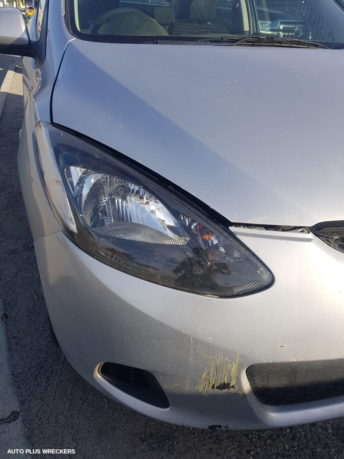 2007 MAZDA 2 LEFT FRONT DOOR WINDOW