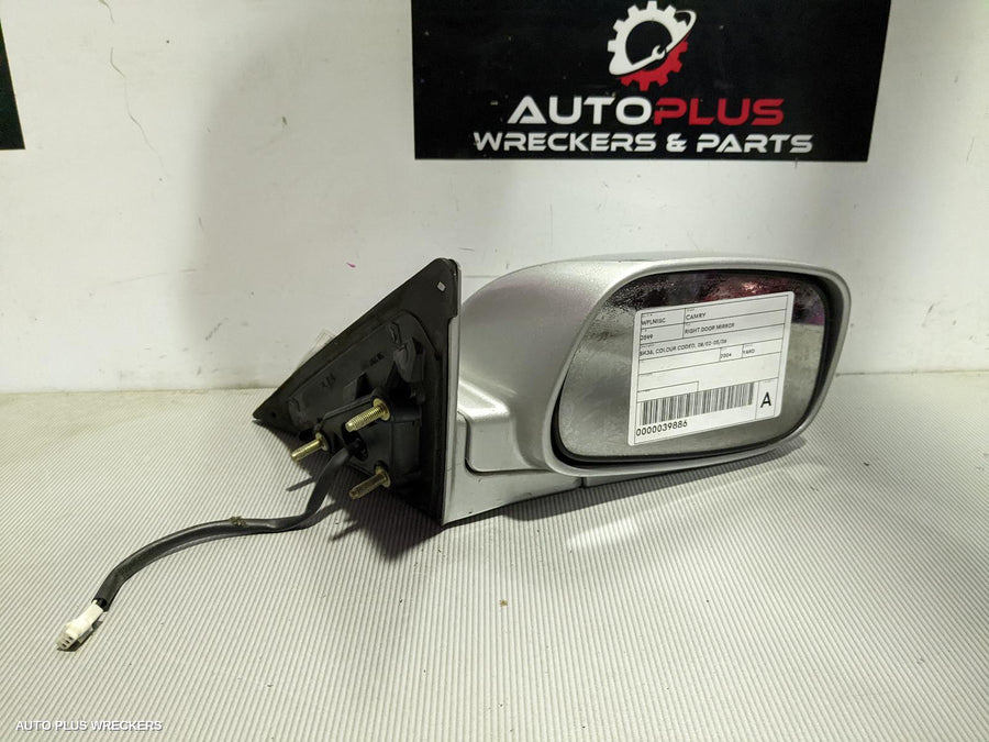 2004 TOYOTA CAMRY RIGHT DOOR MIRROR