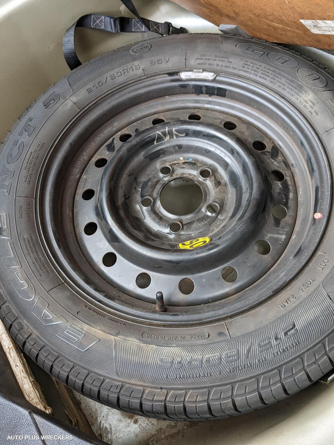 2007 Ford Fairlane Right Front Door